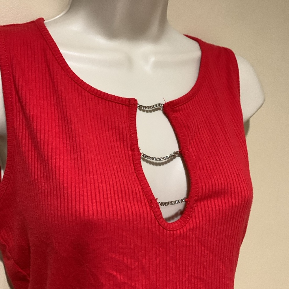 Rhinestone stranded top - Picture 5 of 10